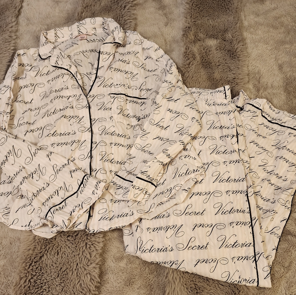 Victoria's Secret Pajama Set